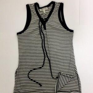 Monteau Los Angeles Black White Stripe sleeveless top